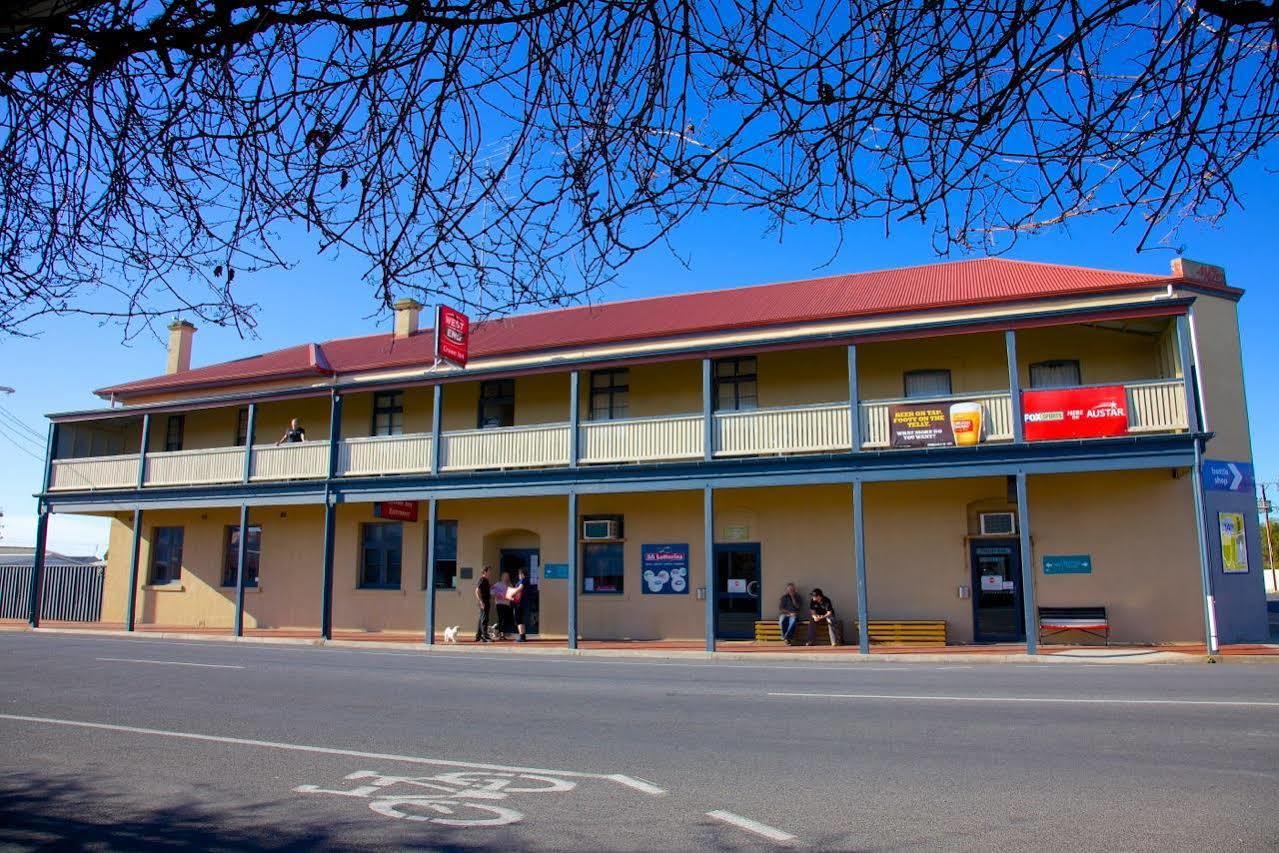 Crown Inn Hotel Kingston Se Exterior photo